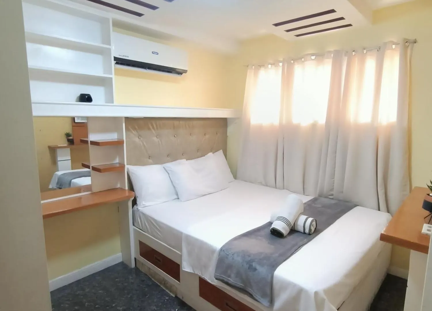 One Oasis Davao Condo 2Br Behind Sm Mall With Wifi & Pool 0*,