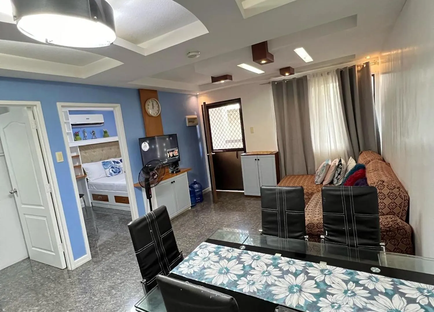 One Oasis Davao Condo 2Br Behind Sm Mall With Wifi & Pool דירה